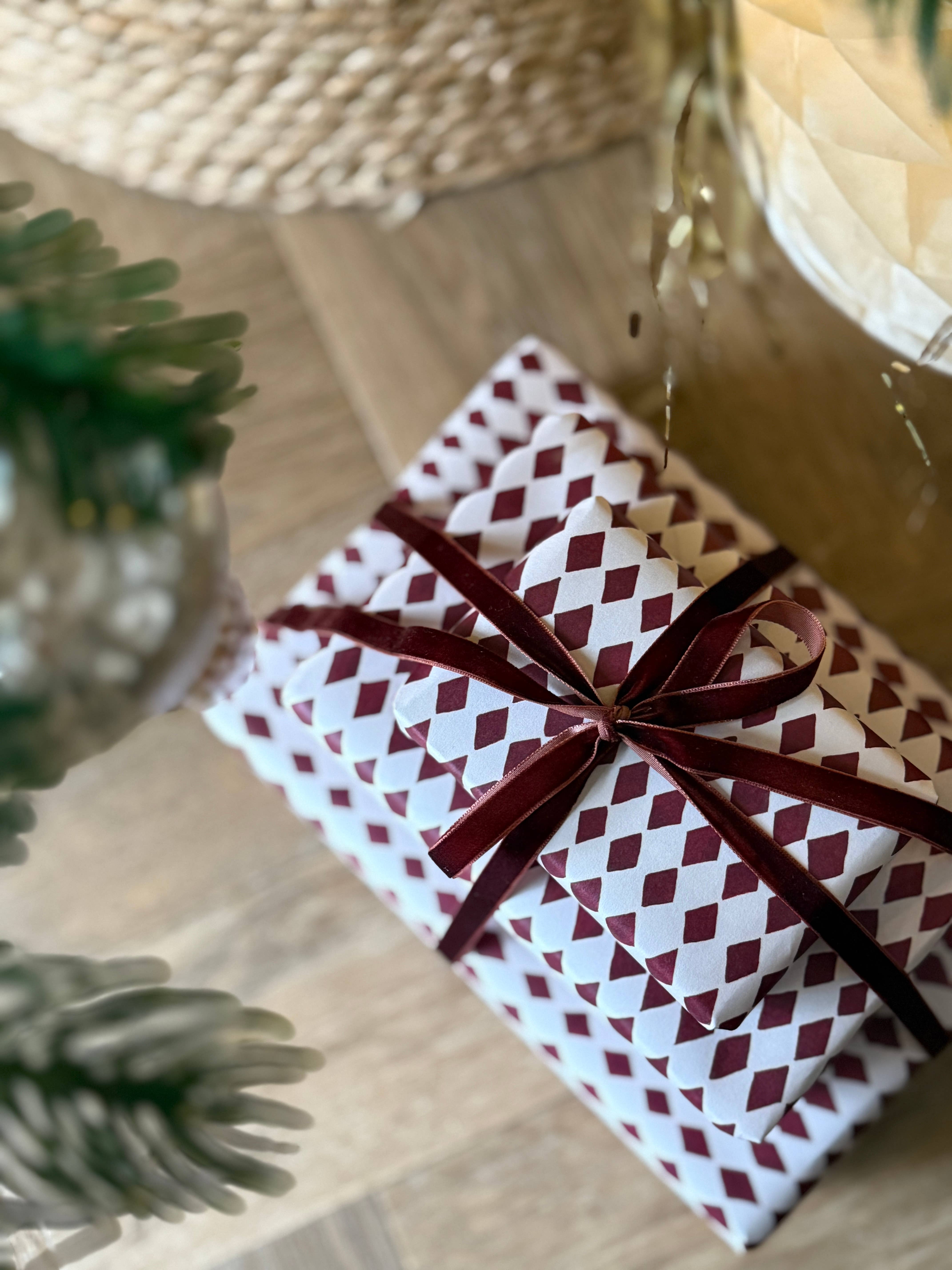 Katie Housley - Wholesale Flat Wrap - DIAMOND RED HARLEQUIN LUXURY GIFT WRAP PATTERNED PAPERS2