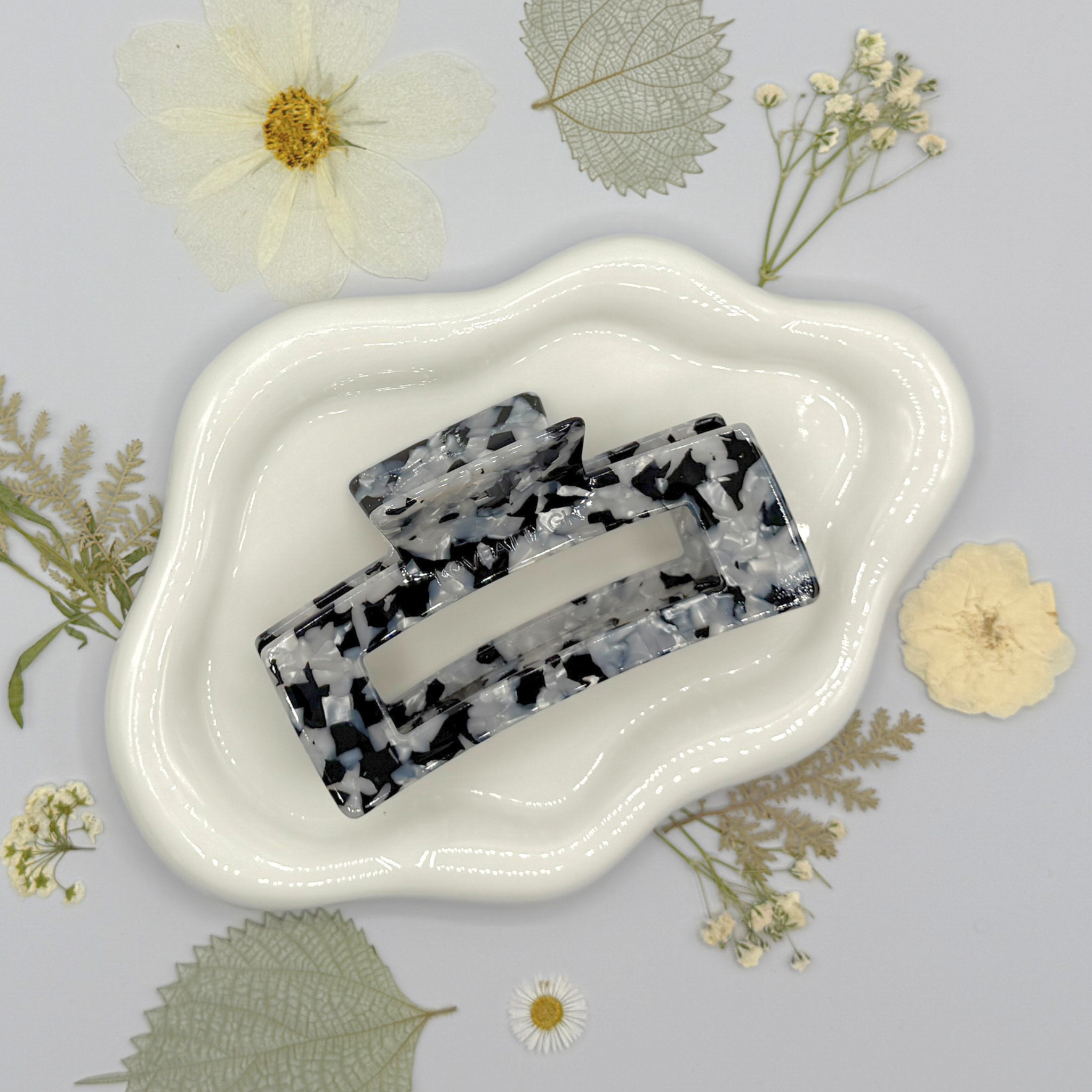 Love Attack - Wholesale Hair Clip - Women's - Aven Cellulose Acetate Hair Claw Clips22