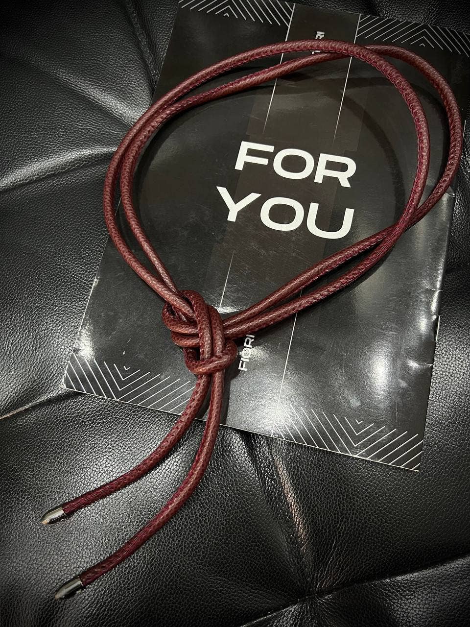 Design company-Fatma Balkir – Großhandel Gürtel – Damen – Schicker Damen-Gürtel aus veganem Kunstleder.9