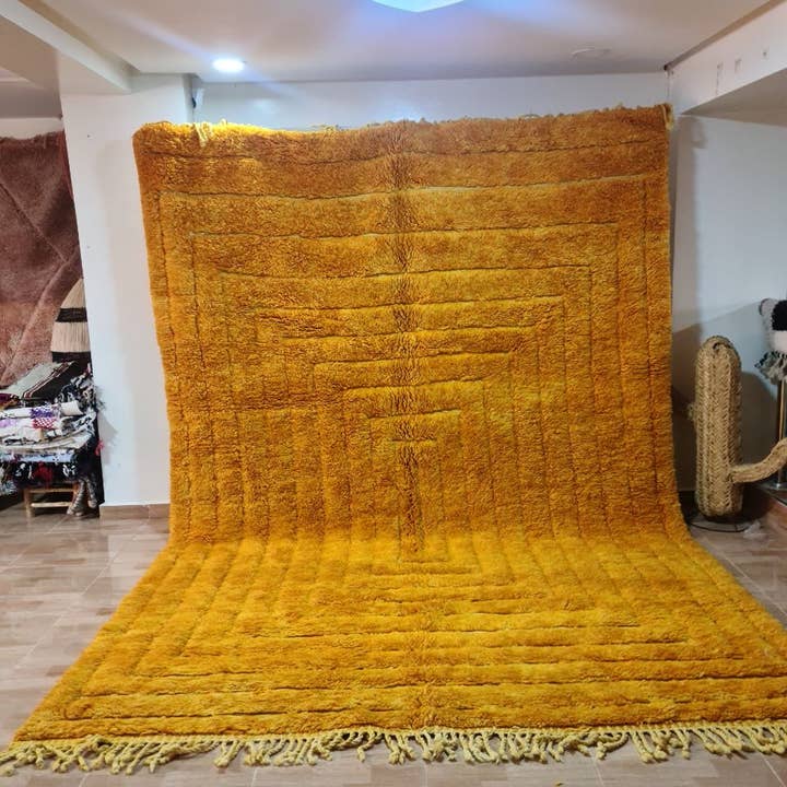 HANDMADE CARPETS MOROCCAN RUGS 200 - 300 cm 212 for wholesale by Maroccarpets Poufs and pillows wholesale +31648976894