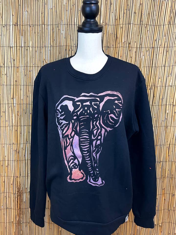 Felpa raglan dipinta a mano con elefante per la vendita all'ingrosso da parte di Third Wolf Designs