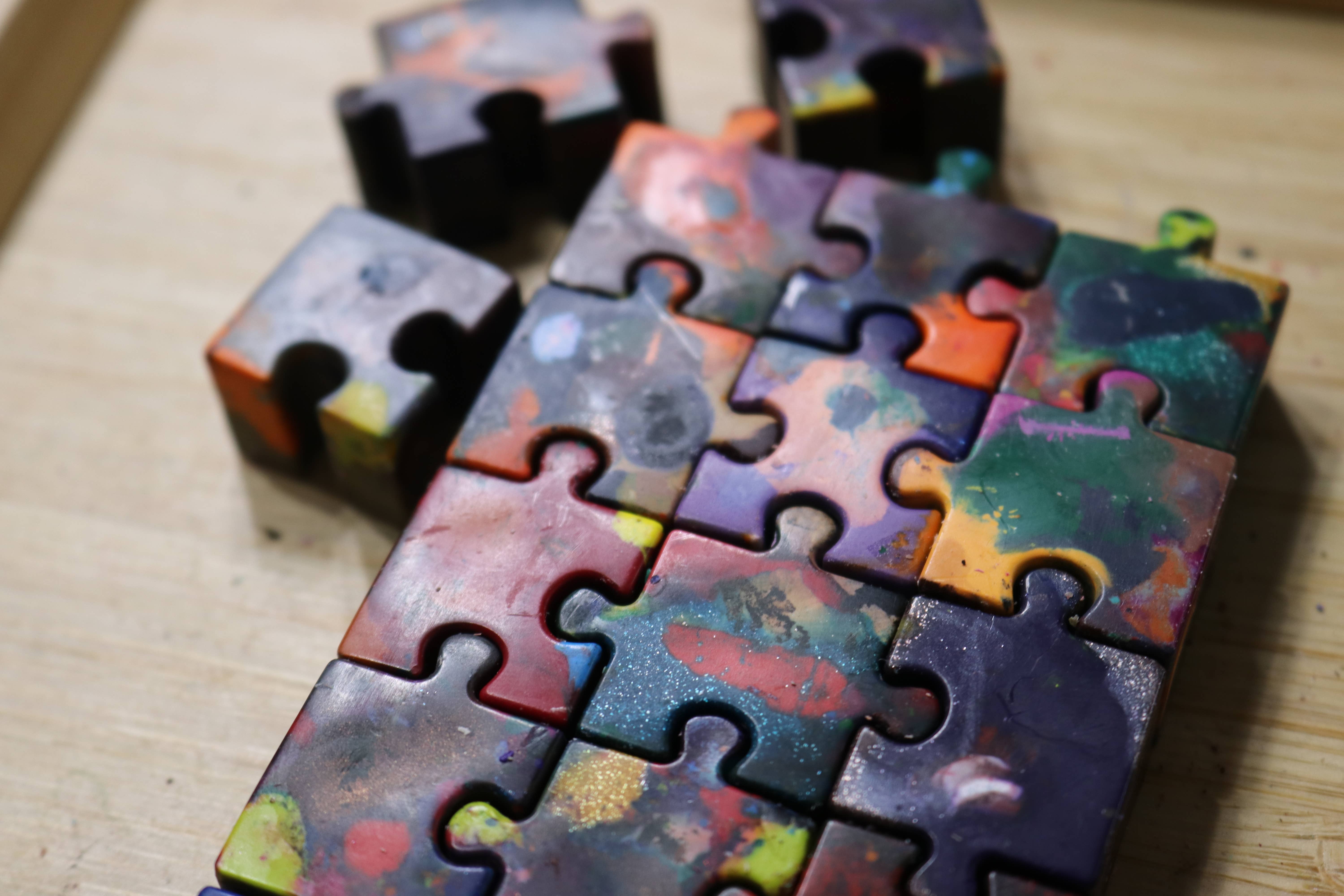 Color Me Crayzies™ - Wholesale Crayons - Kids & Baby - Missing Pieces Crayzies (18 Count) *Special Edition*2