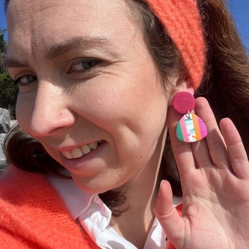 Couleurs cœur - Wholesale Dangle Earrings - Cartagena ☀️- Green/Orange Rainbow - Pink Circle1