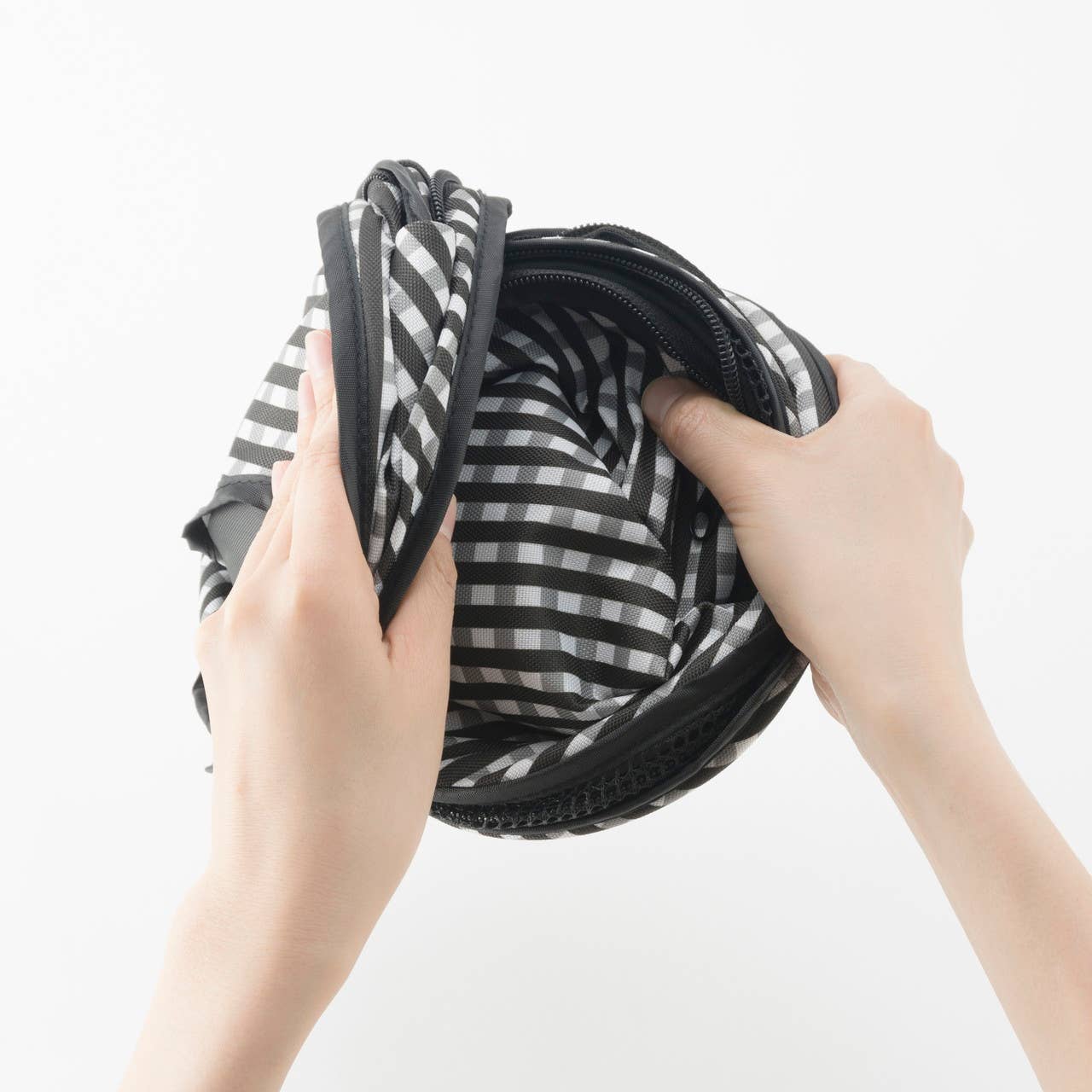 MOON-X USA, INC. - Wholesale Pet Carrier - Cat - Ultralite Pop-up Cat Carrier (Black)9