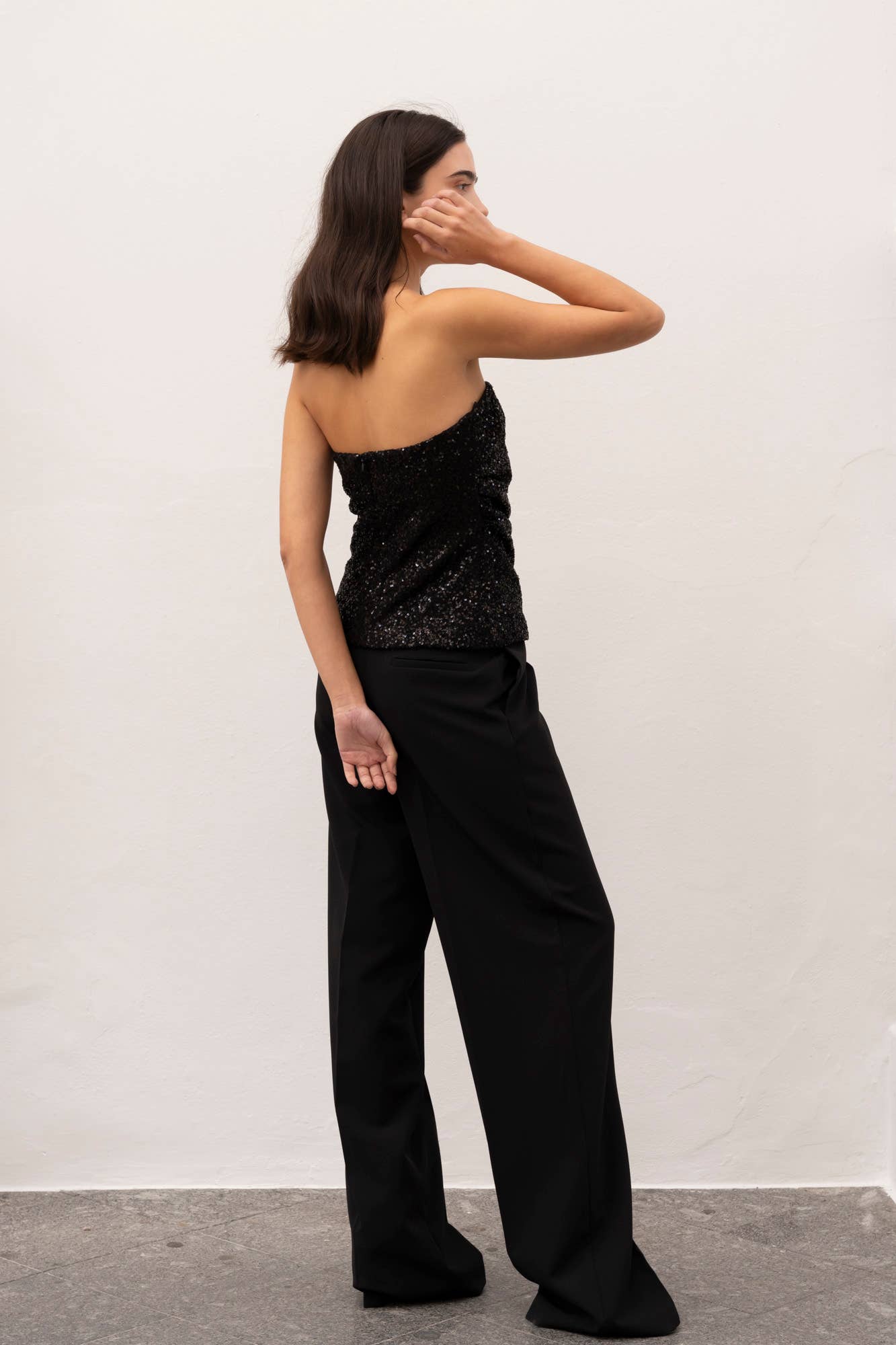 Black BANDEAU TOP for wholesale on Faire1