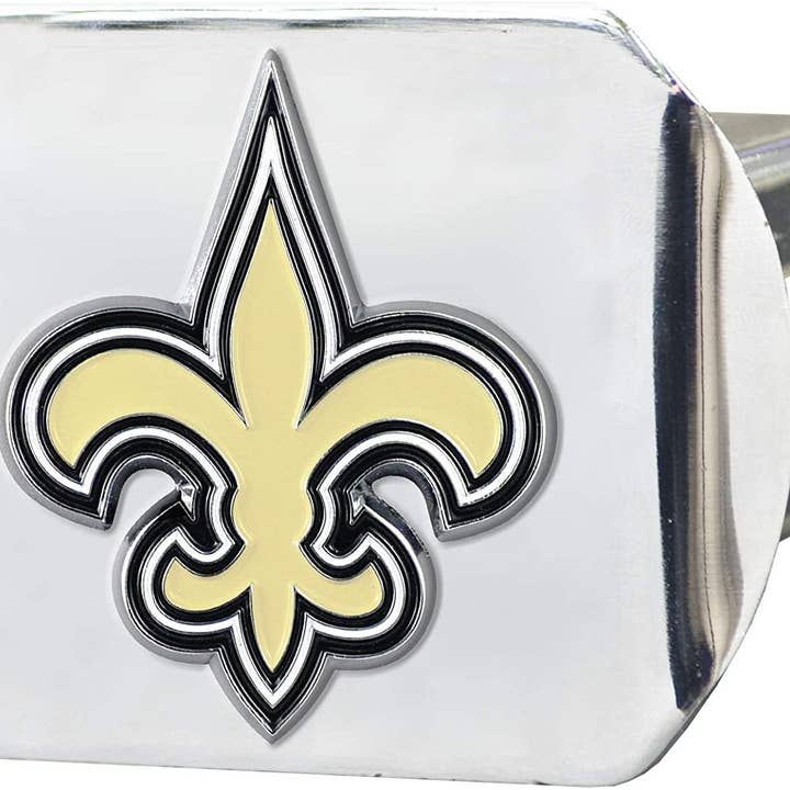 New Orleans Saints Anhängerkupplungsabdeckung aus massivem Metall mit erhabenem farbigem Metallemblem 2" quadratisch Typ III für den Großhandel von Last Stand Hats, LLC