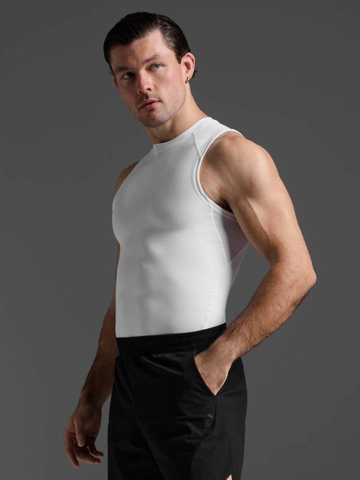 Débardeur de compression Core pour la vente par 2XU Canada