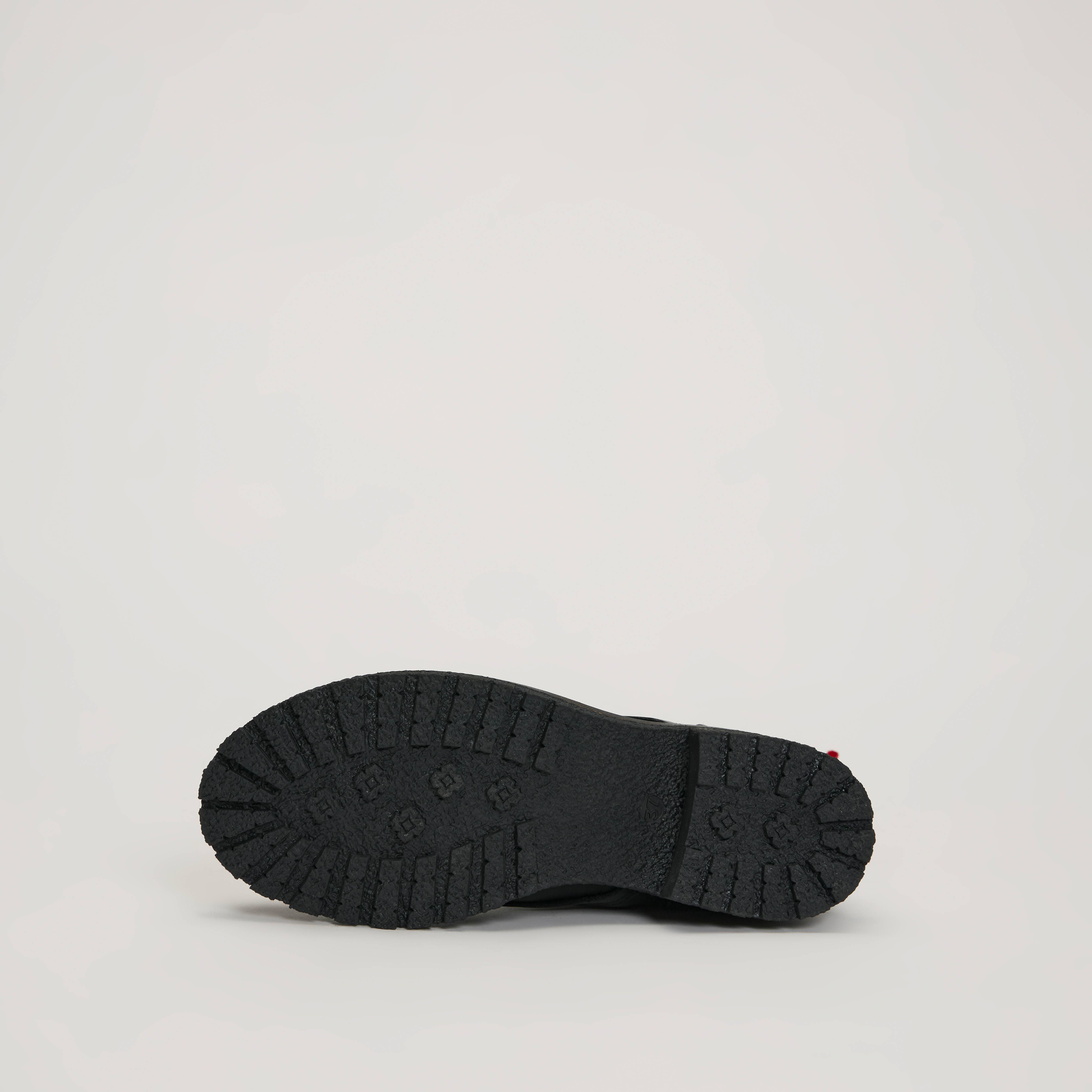 Zwart Dames veterlaars Caster C614 Leer voor groothandel op Faire1