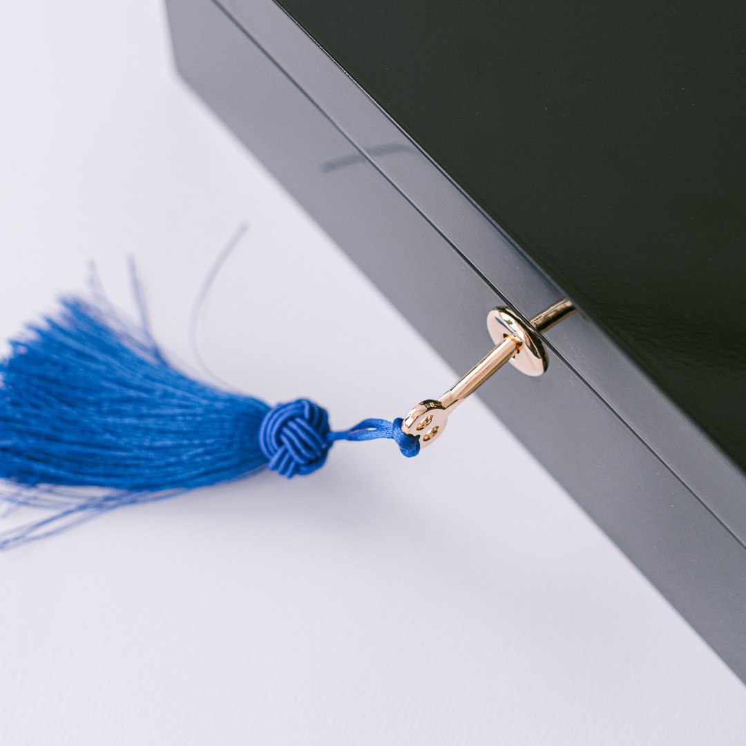 Good Juju Ink - Vente Assortiments de papeterie/cartes - Ensemble de papeterie Coffret laqué éclairé avec motifs crânes3