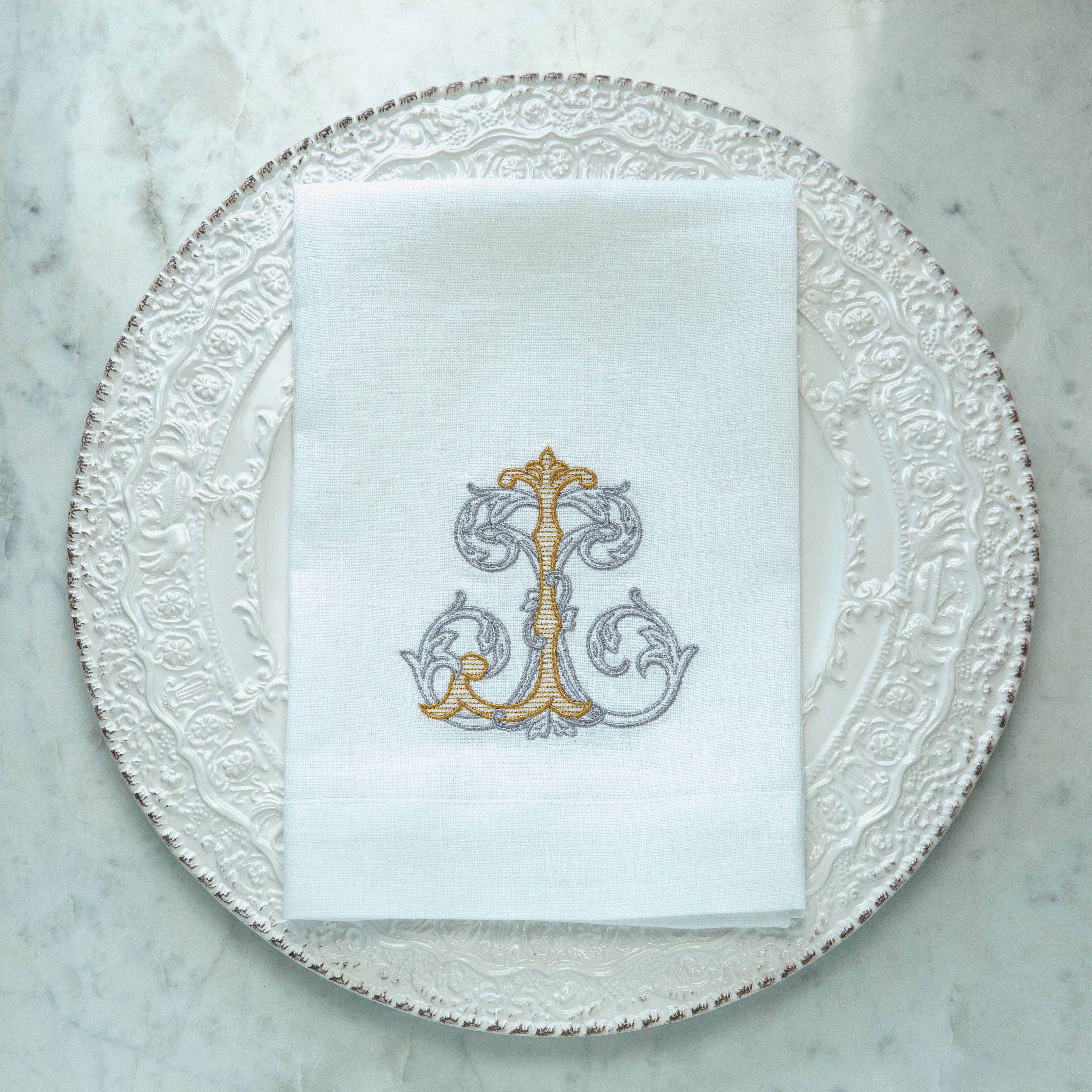 Arte Italica & Crown Linen Designs – Guardanapo e pano de jantar por atacado – Guardanapo Vintage Vine Monogram Tri-Dobre8