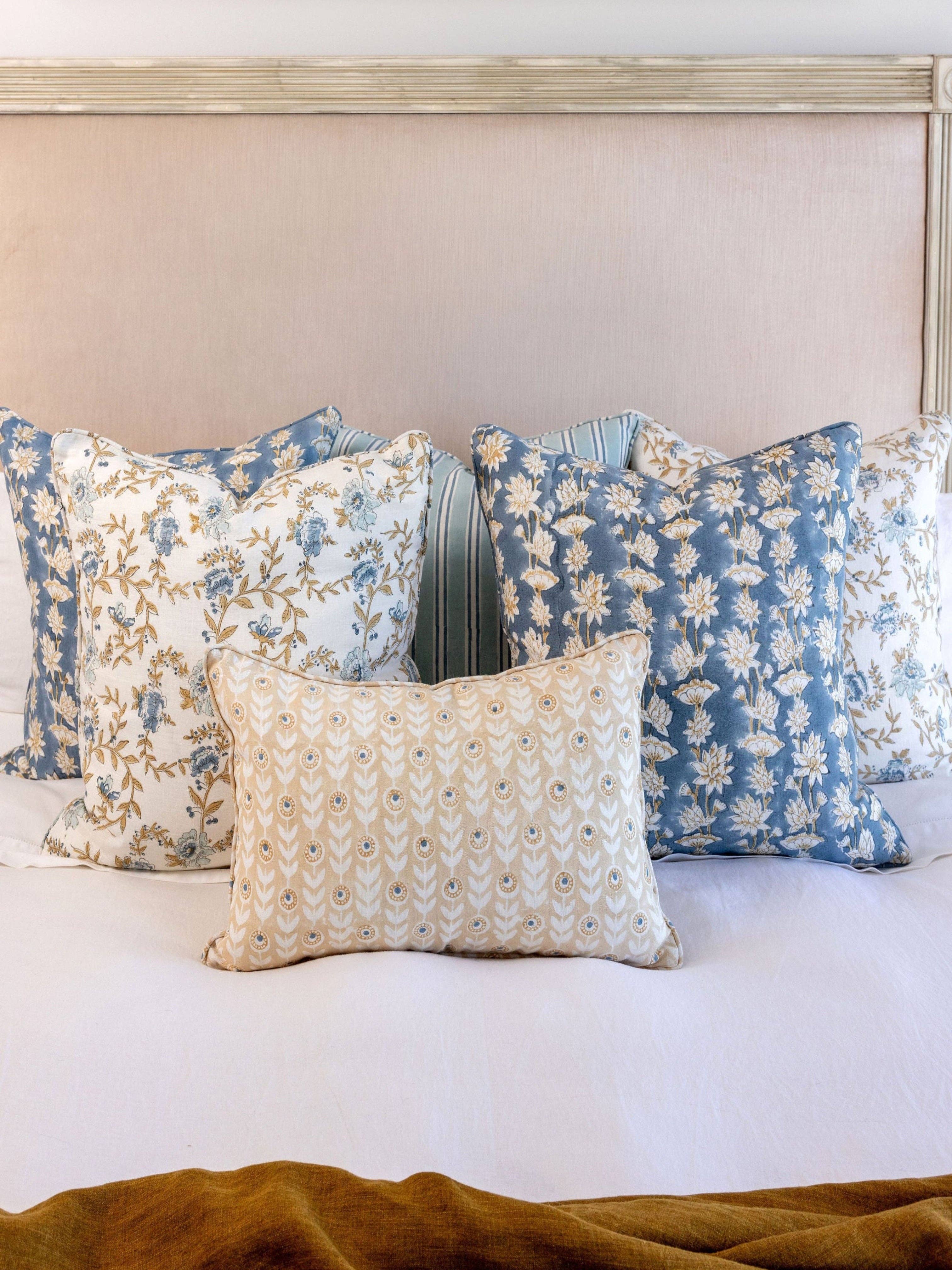 Humble Living - Venta al por mayor Cojín decorativo - Loto en Flor - Pizarra2