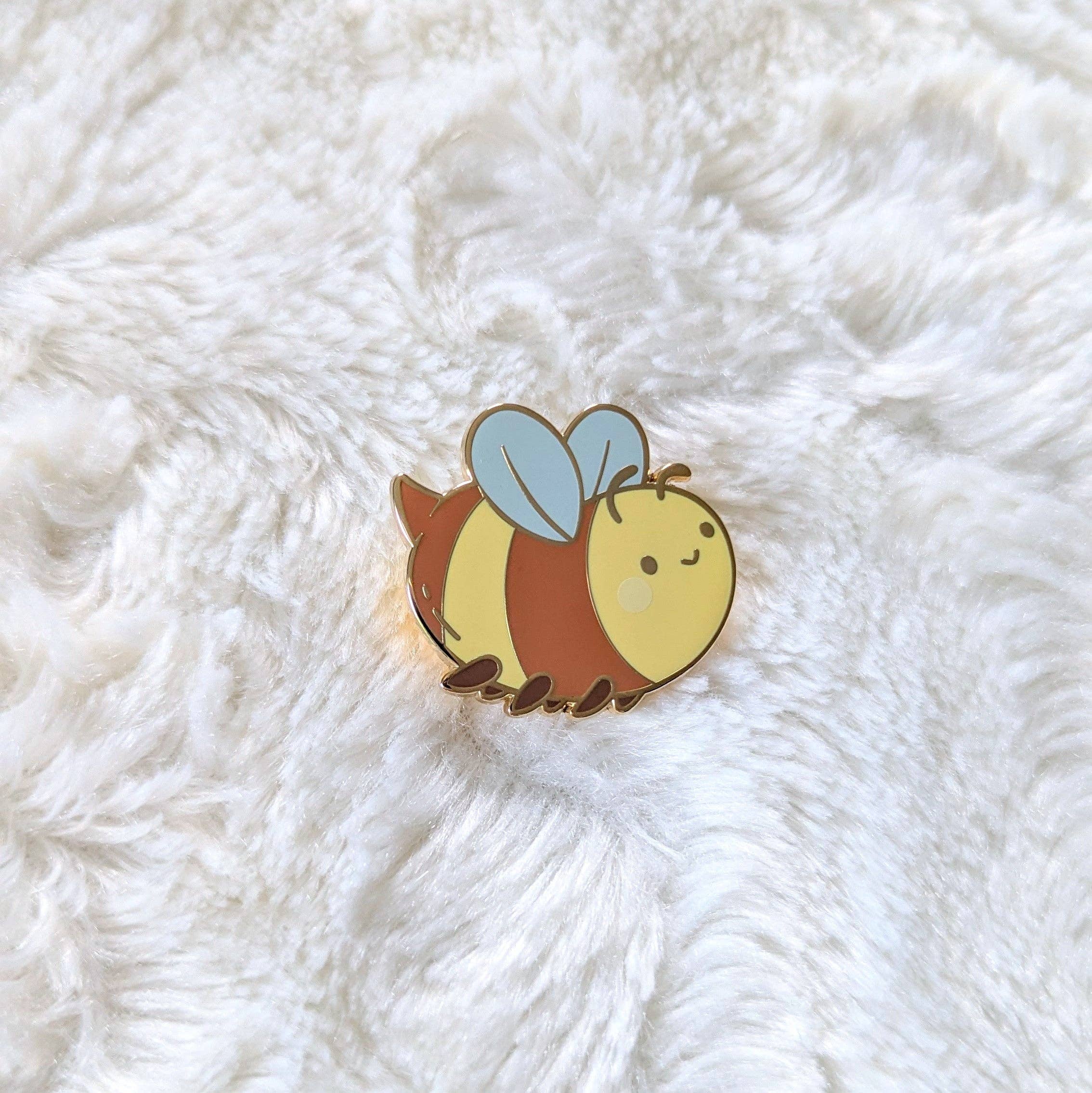 Arcasian - Wholesale Lapel Pin/Button - Bee-utiful Bee Enamel Pin3