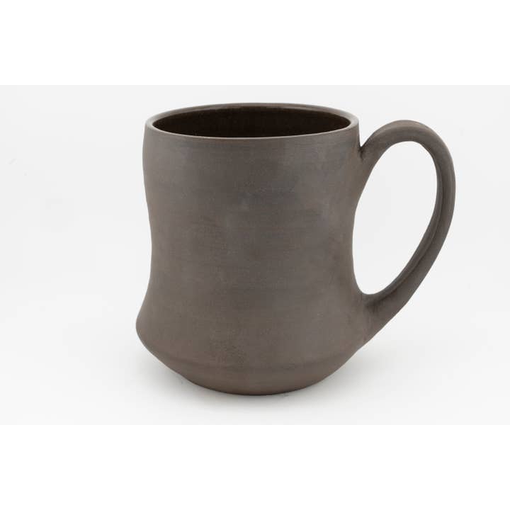 Grande Tasse Marron Évasée - 12oz/16oz (Céramique Artisanale) pour la vente par Swan City Ceramics