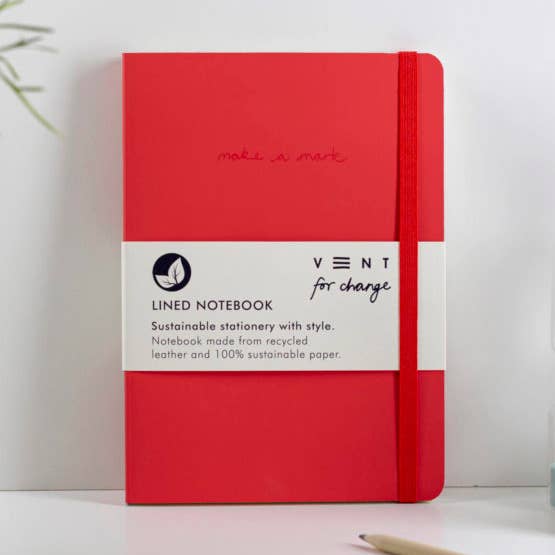 Carnet A5 en cuir recyclé, papier ligné, rouge pour la vente par VENT for Change