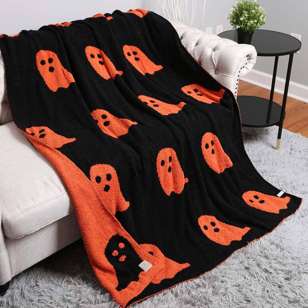 Sensibling Corp. - Wholesale Throw Blanket - Reversible Ghost Patterned Throw Blanket
5