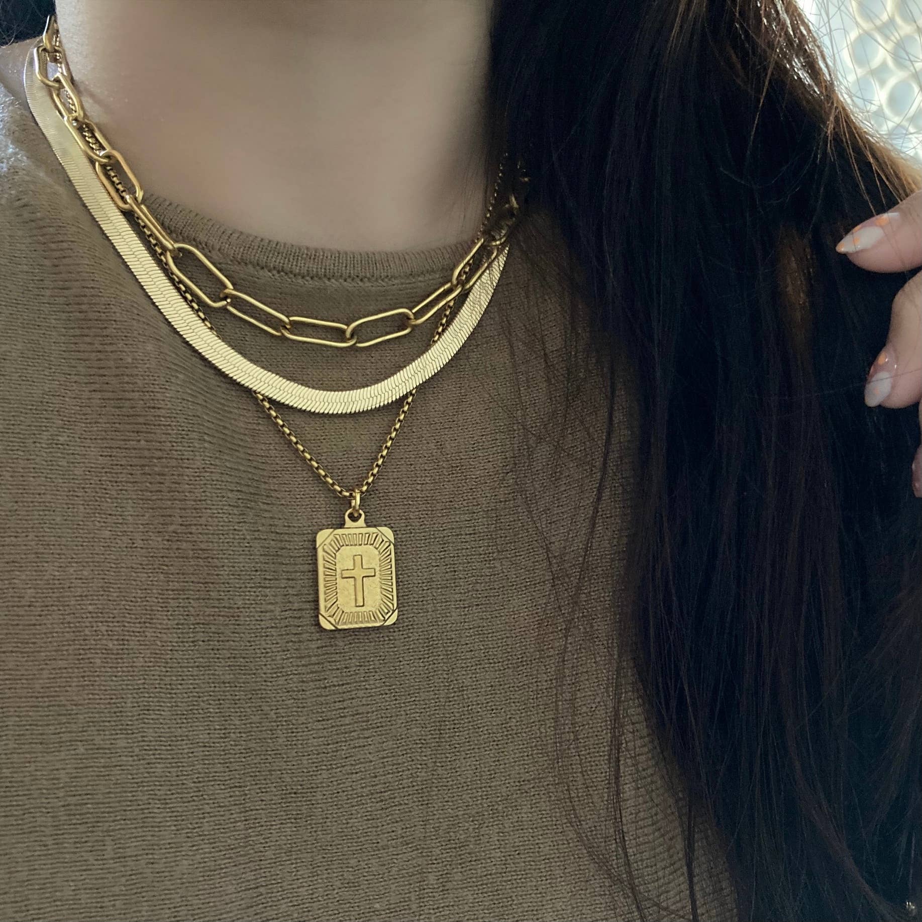 Amady Jewelry - Vendita all'ingrosso Collana con ciondolo/pendaglio - Collana con ciondolo medaglione a croce placcato oro 18k1