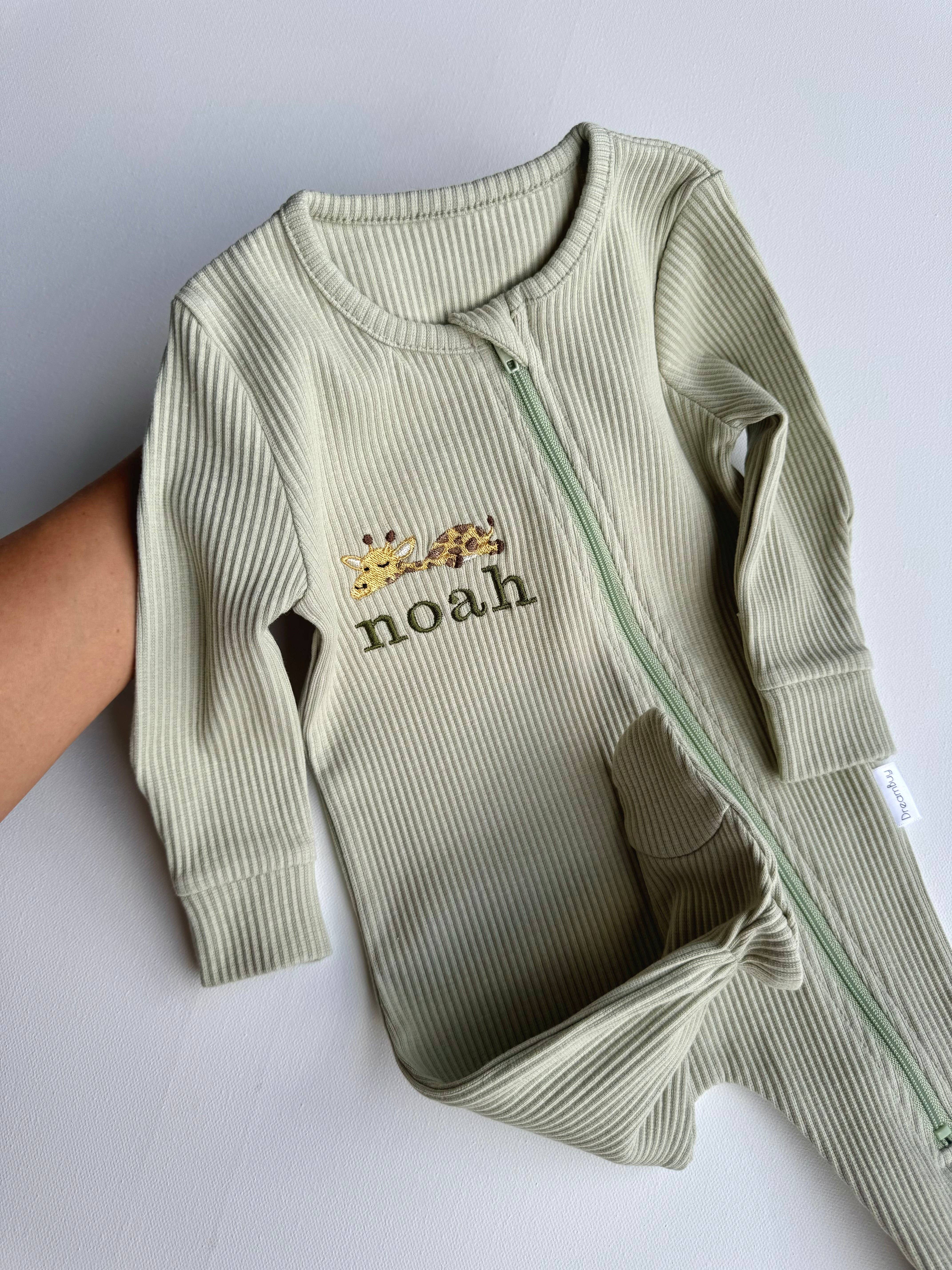 DreamBuy - Wholesale Sleepsuit - Baby - Safari Theme Personalised Zip Romper0