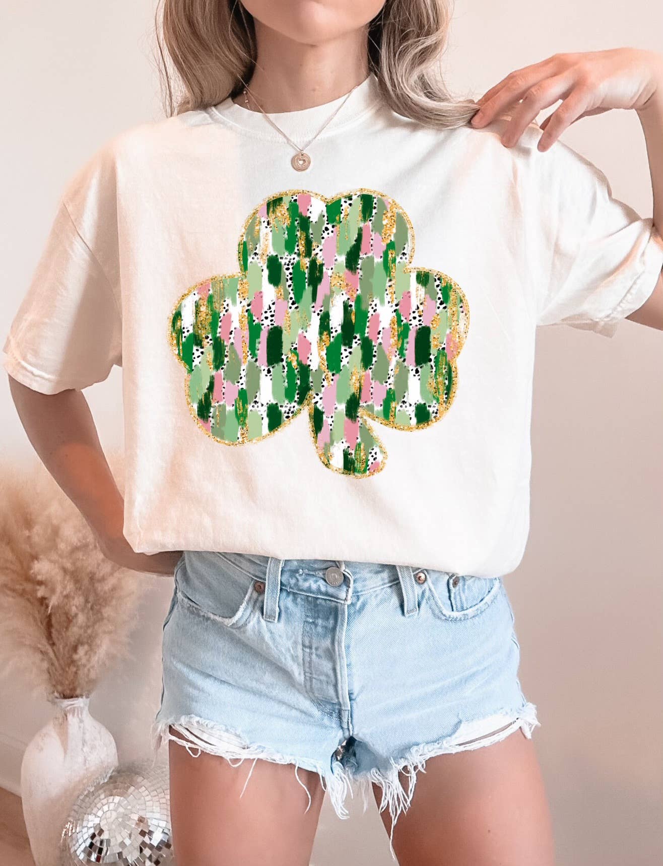 Broke Babes Wholesale - Wholesale T-Shirt (Graphic) - Women's - Trendy preppy faux glitter shamrock comfort colors tee shirt1