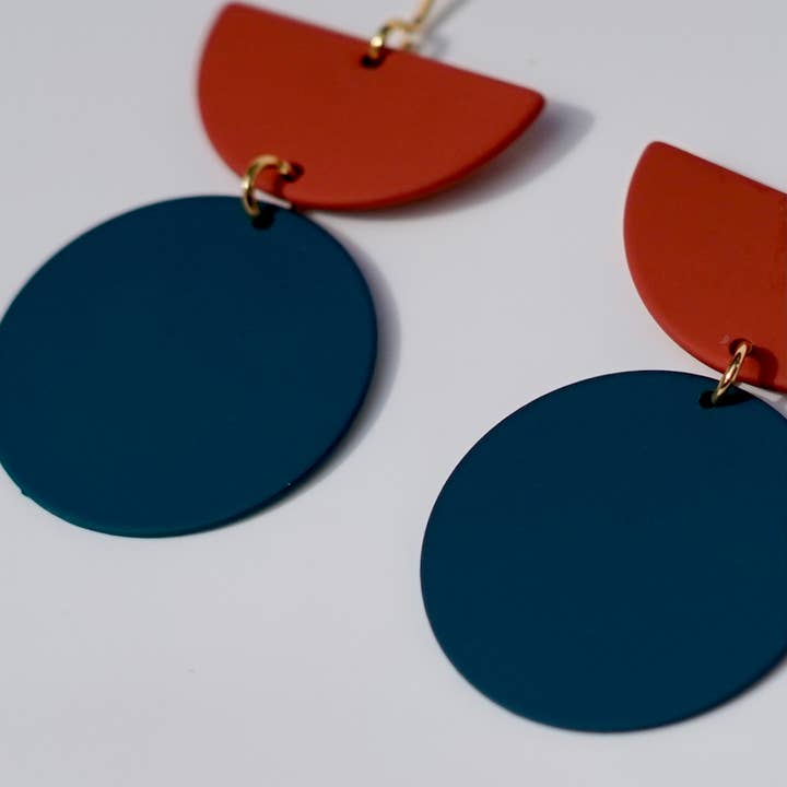 Copper Bee – Großhandel Ohrhänger – Helle, auffällige Statement-Ohrringe6