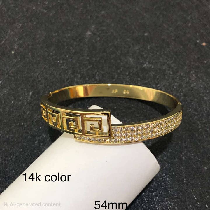 Bracelet Doré xp 14k 54mm pour la vente par Angelica Arteaga