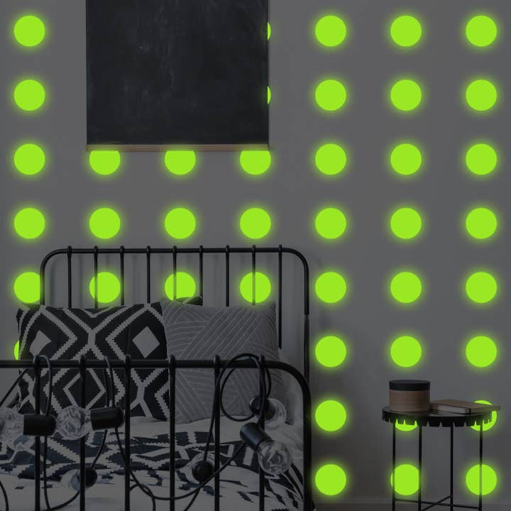 40x Glow In Dark Dots Wall Stickers - Luminous Ceiling Sticker Decals for wholesale by Decords