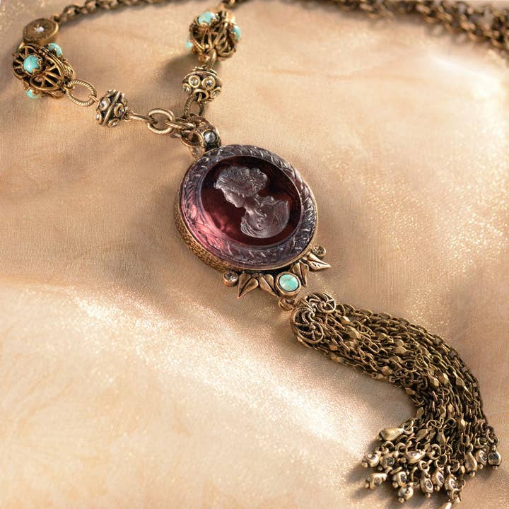 Sweet Romance Jewelry - Wholesale Pendant/Charm Necklace - Amethyst Glass Intaglio Tassel Necklace N1396