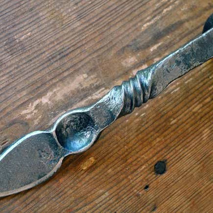 Waller Handmade - Wholesale Kitchen/Utility Knife - Mamas Boy High-Carbon Steel Oyster Shucker1