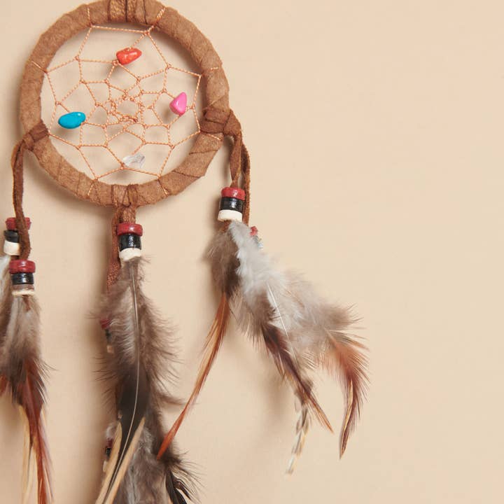 Liv Rocks – Cata-sonhos por atacado – Apanhador de Sonhos de Camurça - Pequenos Acessórios Boémios para Casa1