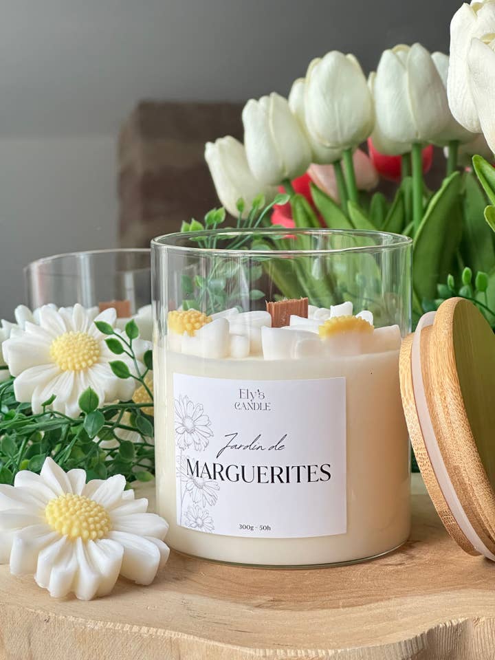 Daisy Garden Candle for wholesale by Ely's candle