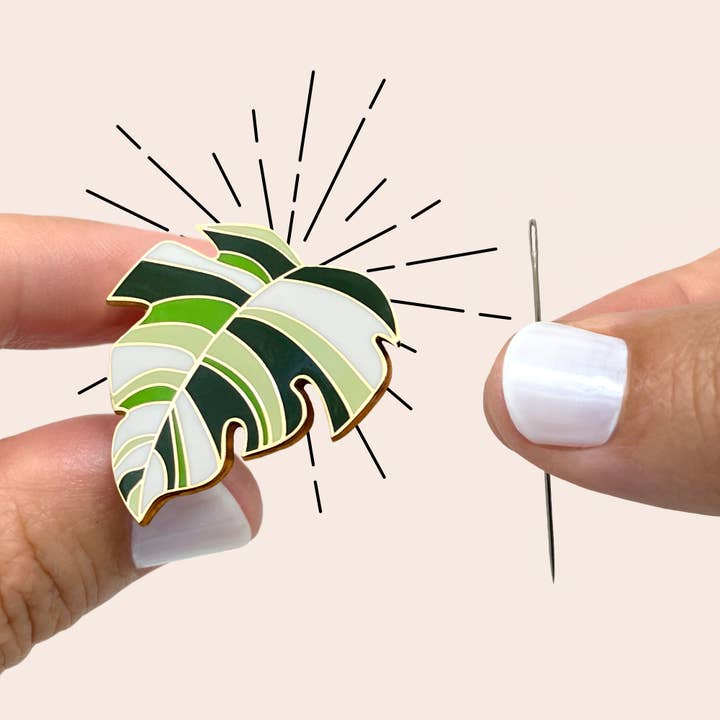 Monstera Leaf - Magnetic Needle Minder for wholesale by Embroidery and Sage