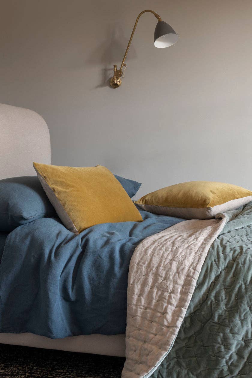 Niki Jones – wholesale Lumbar pillow – Velvet Linen Square Cushion Cover16