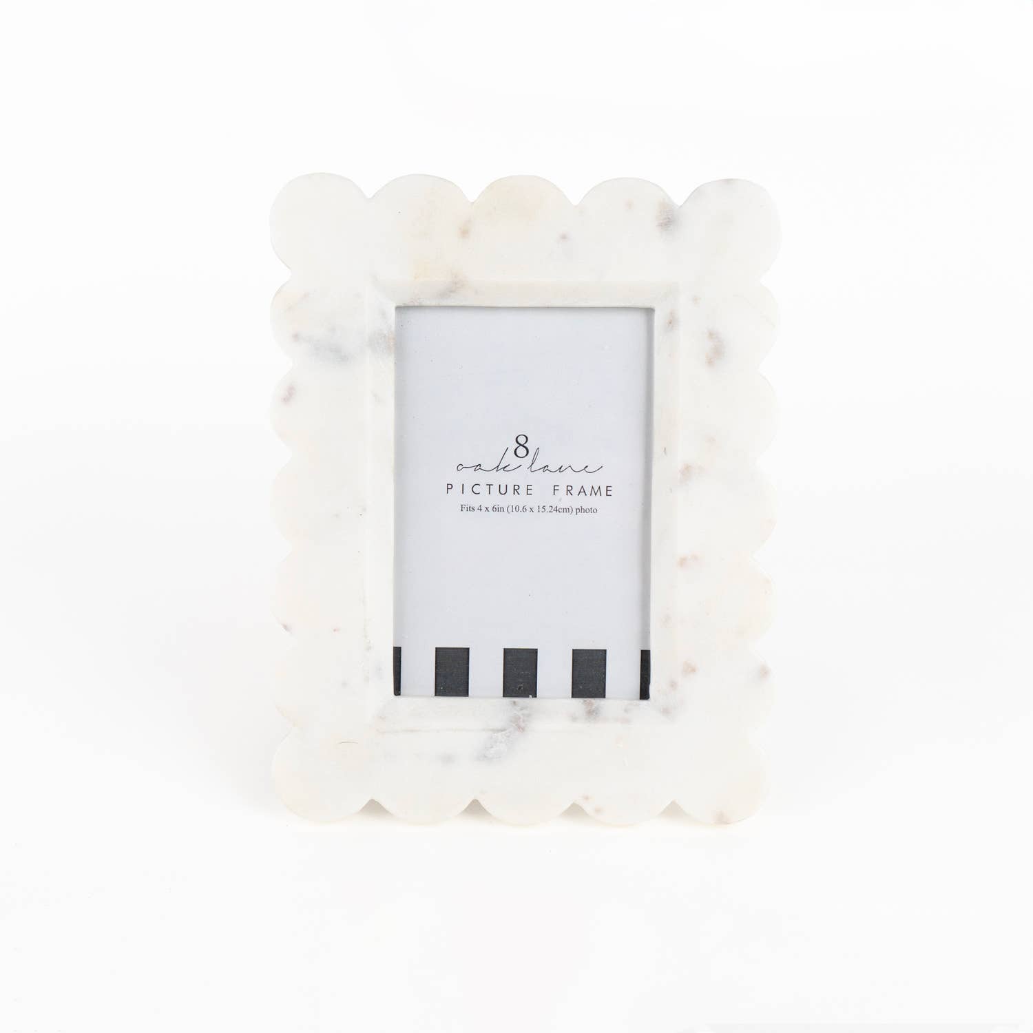 8 Oak Lane - Wholesale Picture frame - White Scalloped Marble 4x6 Picture Frame