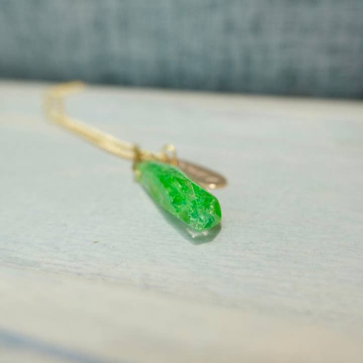 BlueButterflyBazaar – wholesale Pendant/charm necklace – Finn’s Kyber Crystal Small Pendant Necklace Star Wars Gift2