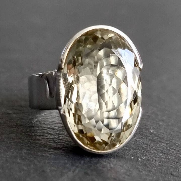 Bague Designer Ovale Large en Améthyste Verte | Argent Sterling 925, R110 pour la vente par Mistry Gems