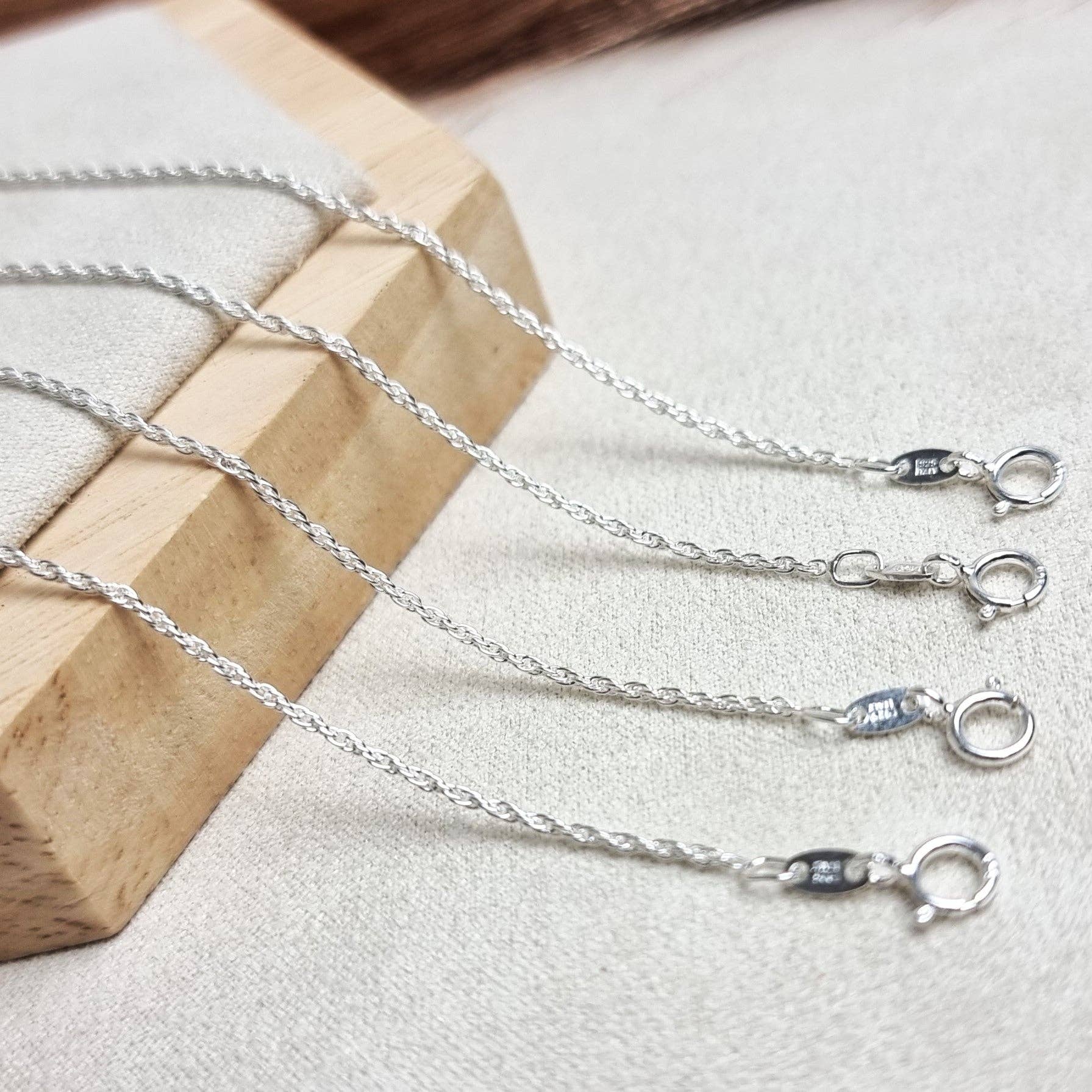 SilverAmber Jewellery - Vendita all'ingrosso Collane a catena e maglie - Made in Italy - Catena a corda in argento sterling 925 da 1,7 MM con rivestimento anti-ossidazione - GCH0134