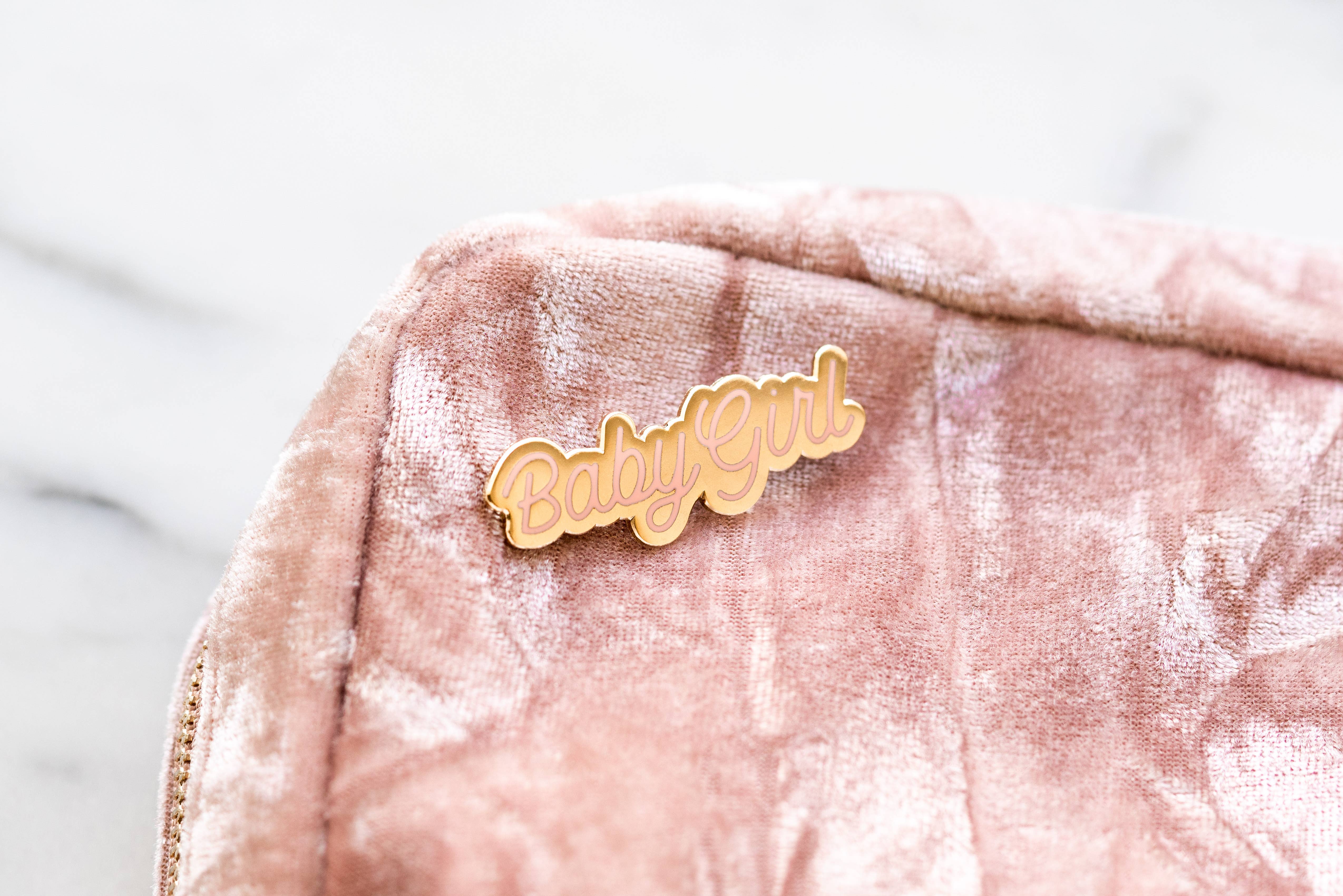 Everyday Olive - Wholesale Lapel Pin/Button - Baby Girl Pin2