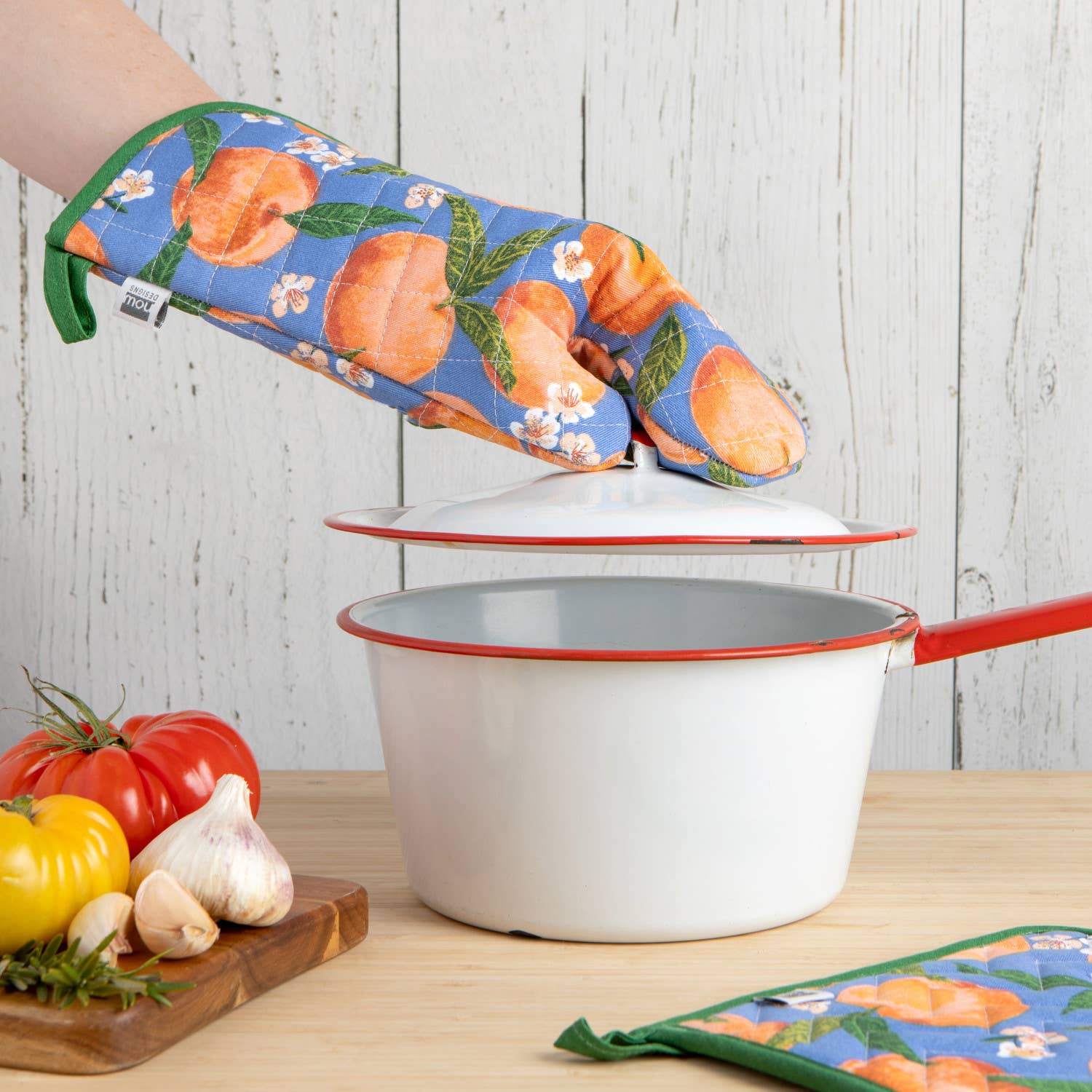 Now Designs by Danica - Wholesale Oven Mitt/Pot Holder - Peaches Chef Mitt2