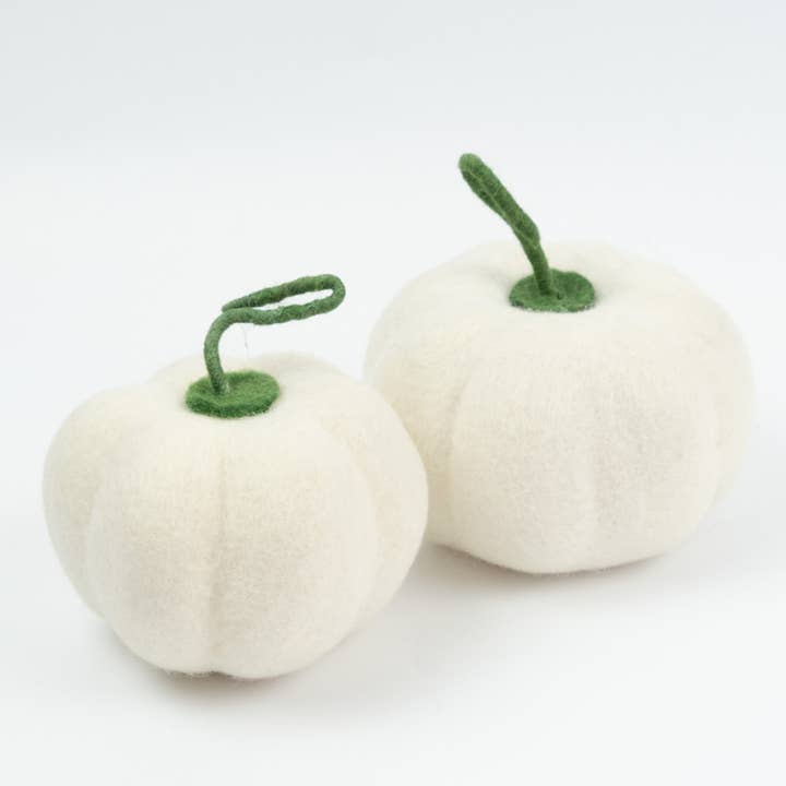 Halloween-Dekoration - Kürbis - Weißer Geist - 2 Größen für den Großhandel von The Winding Road