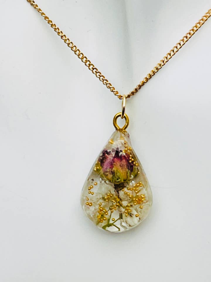 Dried/pressed preserved birth stone month flower Rose for wholesale by Handmade clay and resin Jewelry