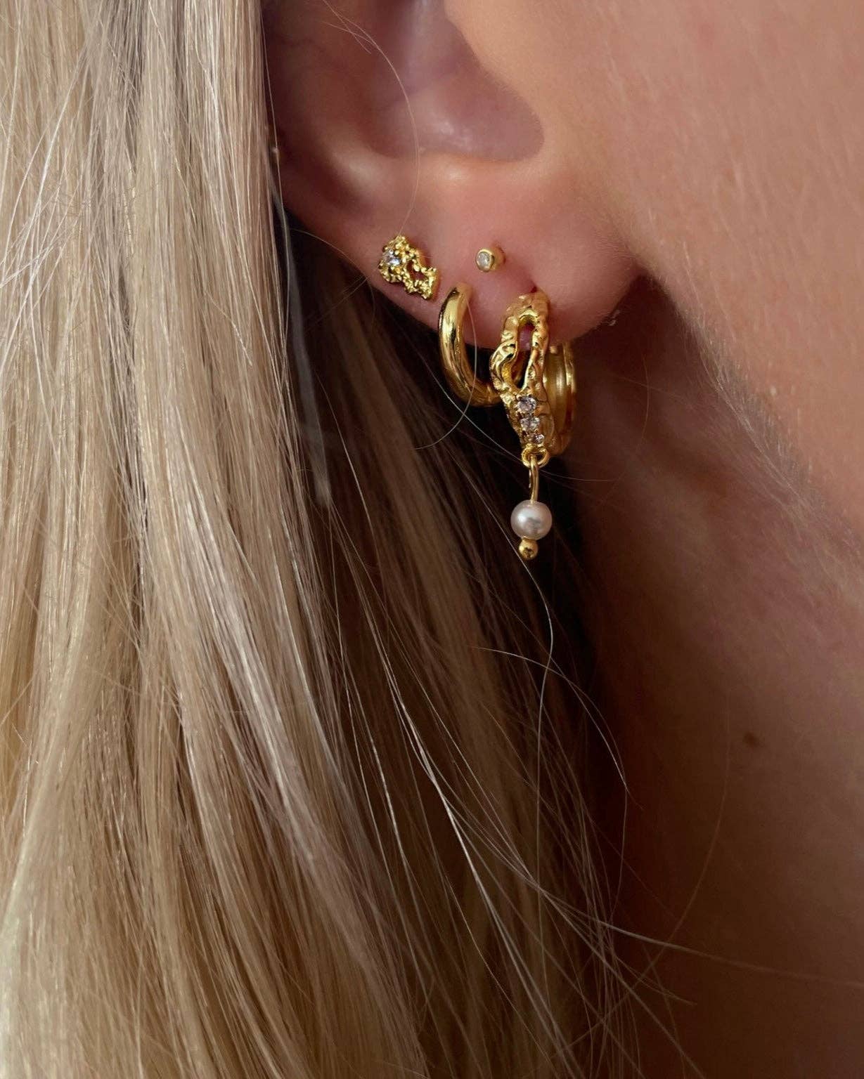 Nava Copenhagen - Wholesale Knopjes/oorstekers - Gali Petite Studs - Verguld1