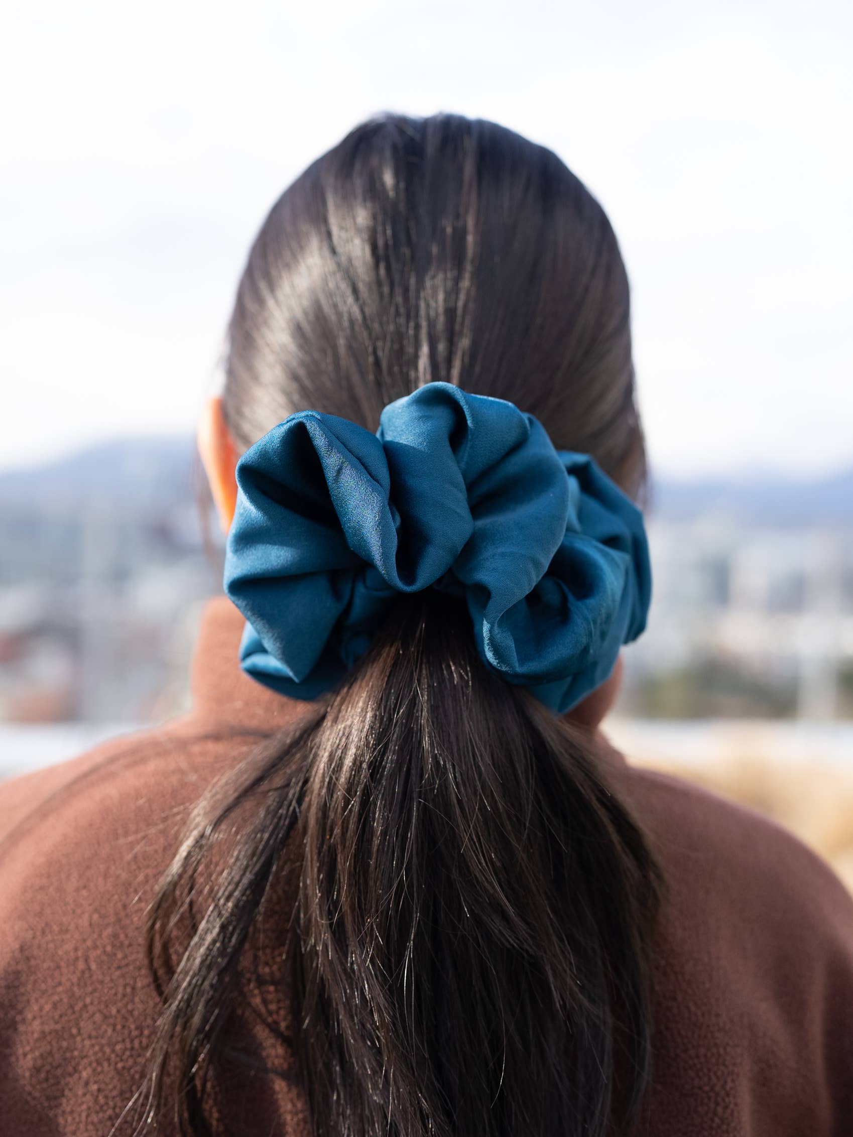 Janzy - Wholesale Scrunchie - Women's - Ocean Dark Blue Silk Oversized Scrunchie1