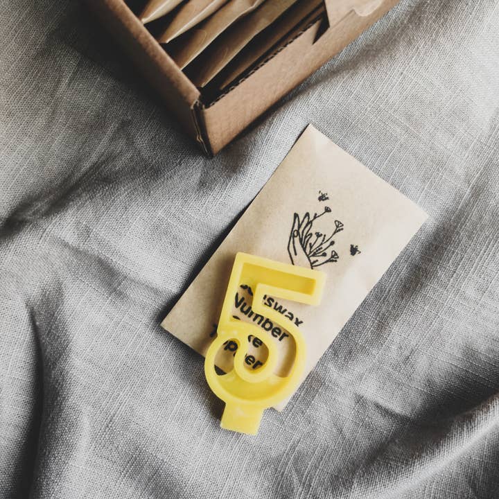 korys – wholesale Cake/cupcake topper – Beeswax Number Cake Topper (full set 0-9)5