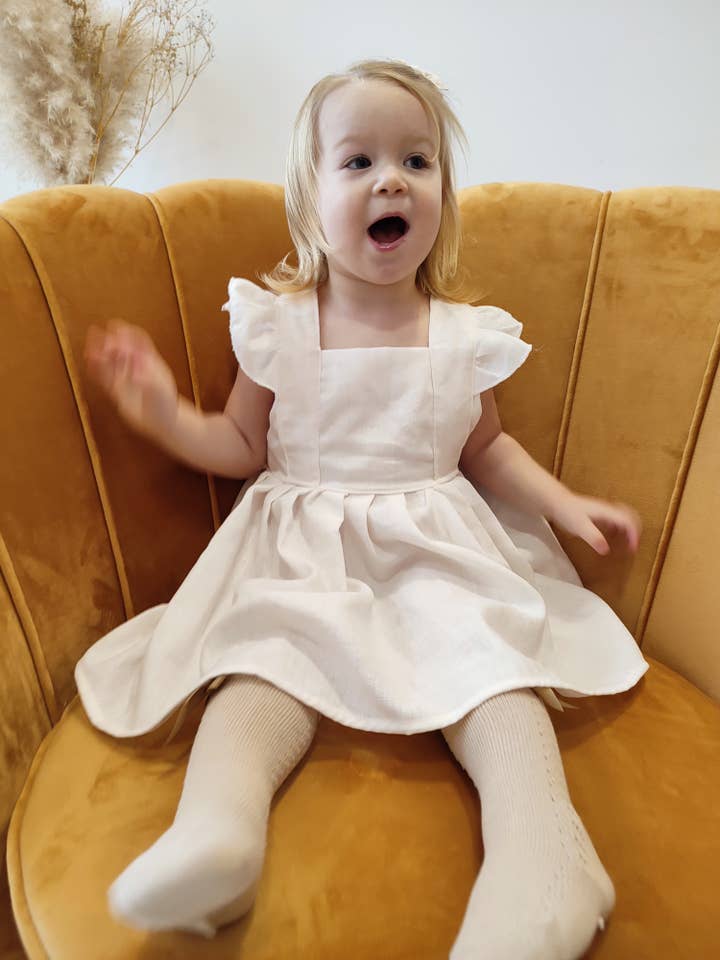 Petiteaude - Venta al por mayor Vestido - Niños - Vestido de delantal de bautizo para niña con flores de primavera y verano para niñas9