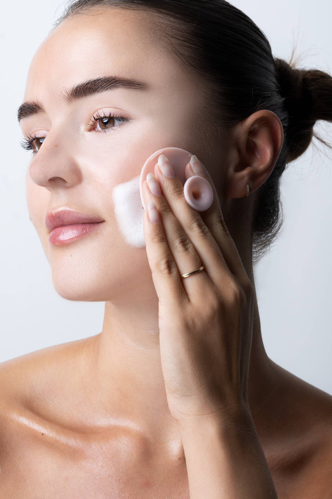 Soinvogue – wholesale Make-up remover – Brushworks Silicone Cleansing Pads - 2 Pack5