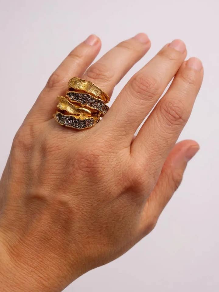 Bague Sinuata pour la vente par Câpâ