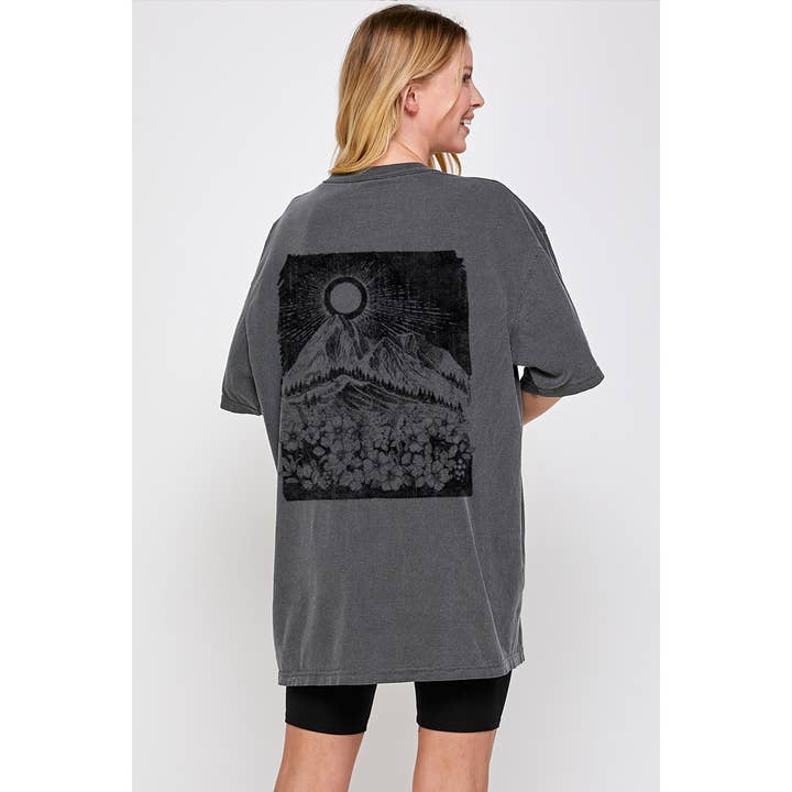 WILDFLOWER BLOOM GRAPHIC OVERSIZED TEE for wholesale by Illustrated Society