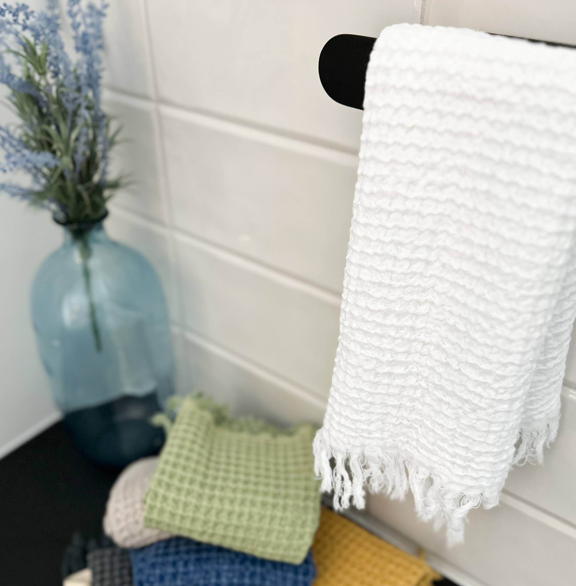 My Kitchen Linens - Wholesale Hand Towel - Set of 2 Waffle Towels for Bathroom0
