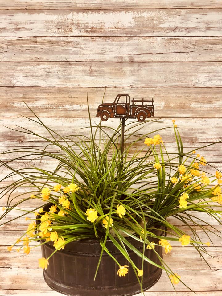 Truck Vintage Style Farm Garden Plant Stake for wholesale by Universal Ironworks USA