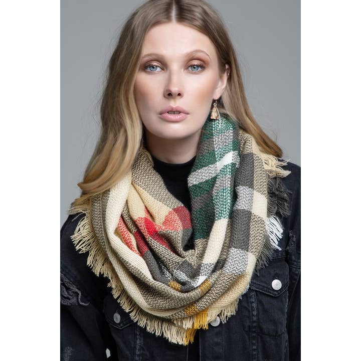 Urbanista Outlet - Wholesale Scarf - Women's - Basic Everyday Plaid Infinity Scarf