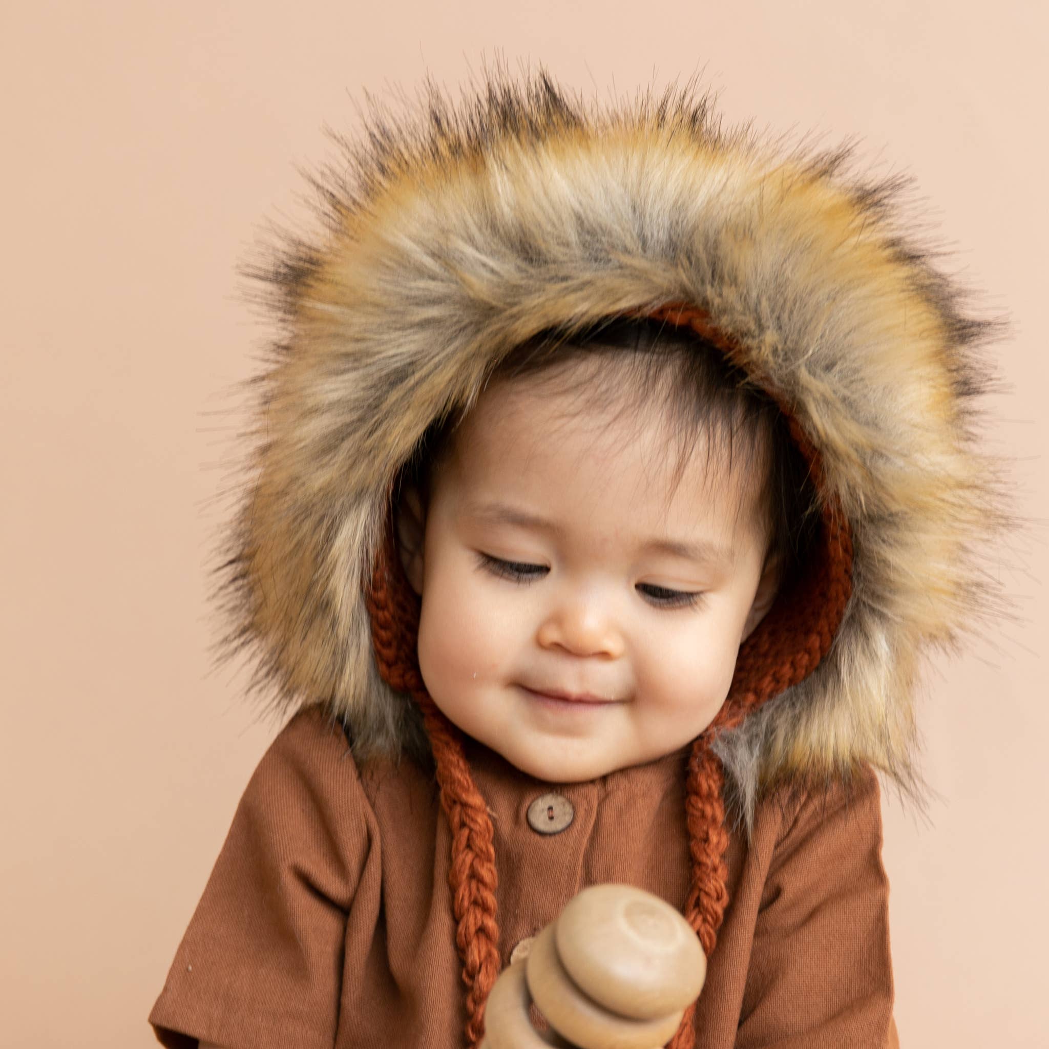 The Blueberry Hill - Venta al por mayor Gorro - Bebés - Lion Bonnet, Cinnamon | Gorro de regalo para bebés y niños2